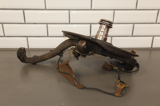 98 - 07 Lexus LX470 / Land Cruiser 4.7L Left Driver Front Spindle