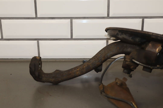 98 - 07 Lexus LX470 / Land Cruiser 4.7L Left Driver Front Spindle