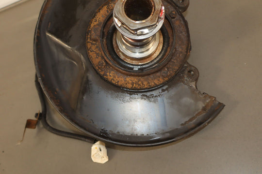 98 - 07 Lexus LX470 / Land Cruiser 4.7L Left Driver Front Spindle