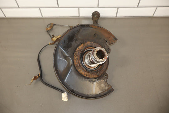 98 - 07 Lexus LX470 / Land Cruiser 4.7L Left Driver Front Spindle