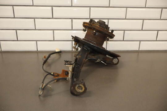 98 - 07 Lexus LX470 / Land Cruiser 4.7L Left Driver Front Spindle