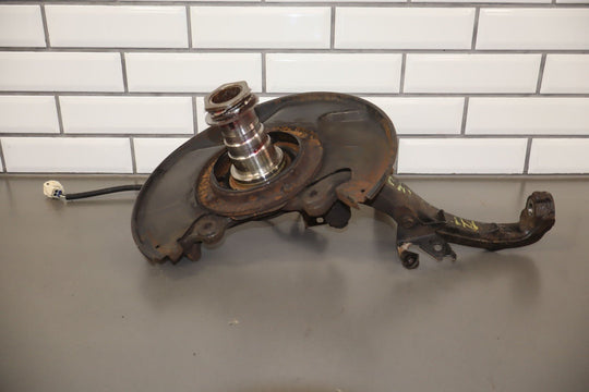 98 - 07 Lexus LX470 / Land Cruiser 4.7L Left Driver Front Spindle