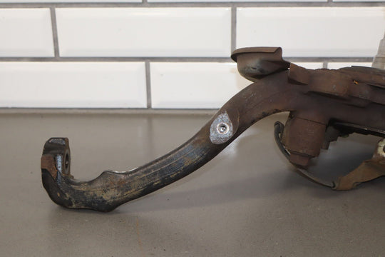 98 - 07 Lexus LX470 / Land Cruiser 4.7L Right Passenger Front Spindle