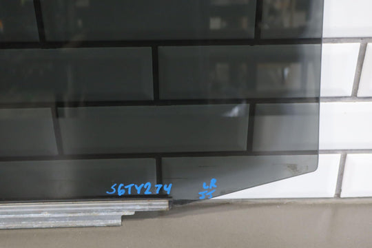 98 - 07 Lexus LX470 / LandCruiser V8 Left Driver Rear Door Window Glass