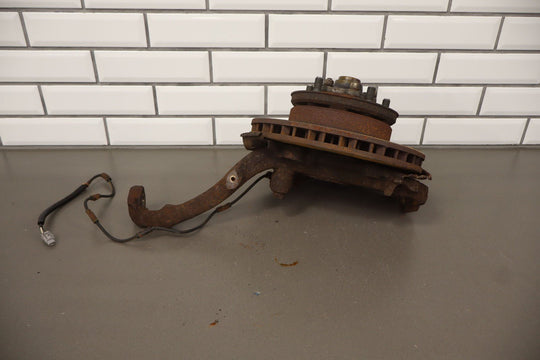 98 - 07 Toyota Land Cruiser (2UZFE V8) / LX470 Right Passenger Front Spindle