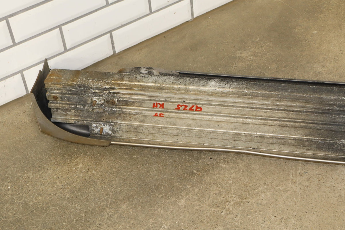98-07 Toyota Land Cruiser J100 Pair Running Boards