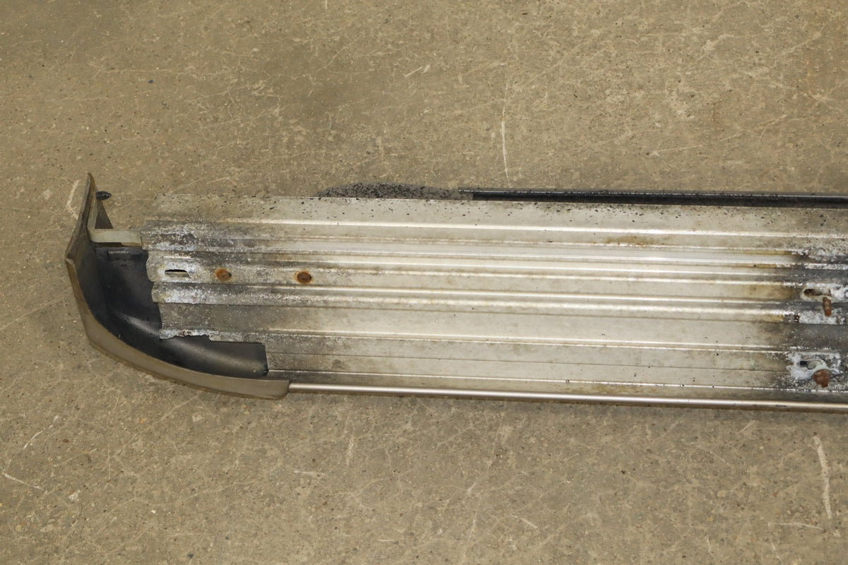 98-07 Toyota Land Cruiser J100 Pair Running Boards
