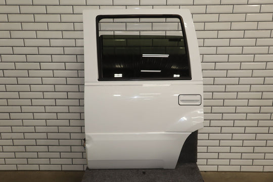 99 - 00 Cadillac Escalade Left Rear Door Shell W/Glass (Aspen White 50U)
