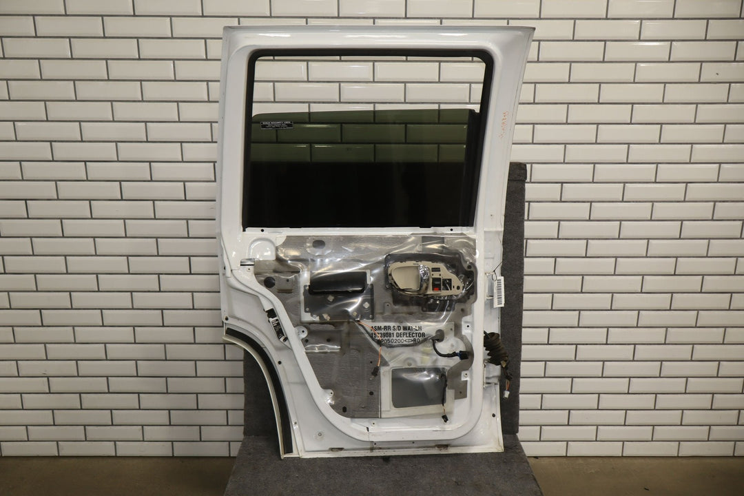99 - 00 Cadillac Escalade Left Rear Door Shell W/Glass (Aspen White 50U)