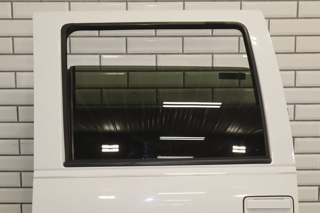99 - 00 Cadillac Escalade Left Rear Door Shell W/Glass (Aspen White 50U)