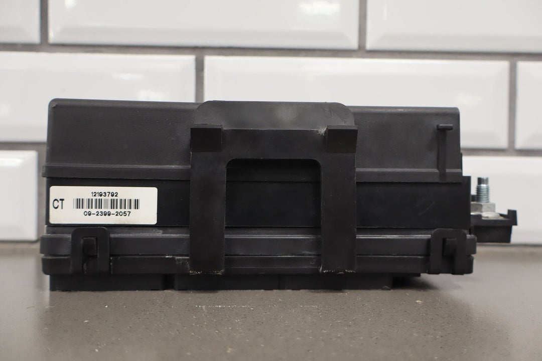 99 - 00 Chevy C5 Corvette OEM Cabin Fuse Relay Junction Box (12193792) OEM