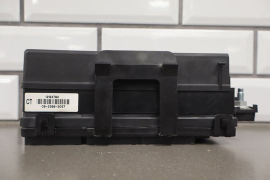 99 - 00 Chevy C5 Corvette OEM Cabin Fuse Relay Junction Box (12193792) OEM