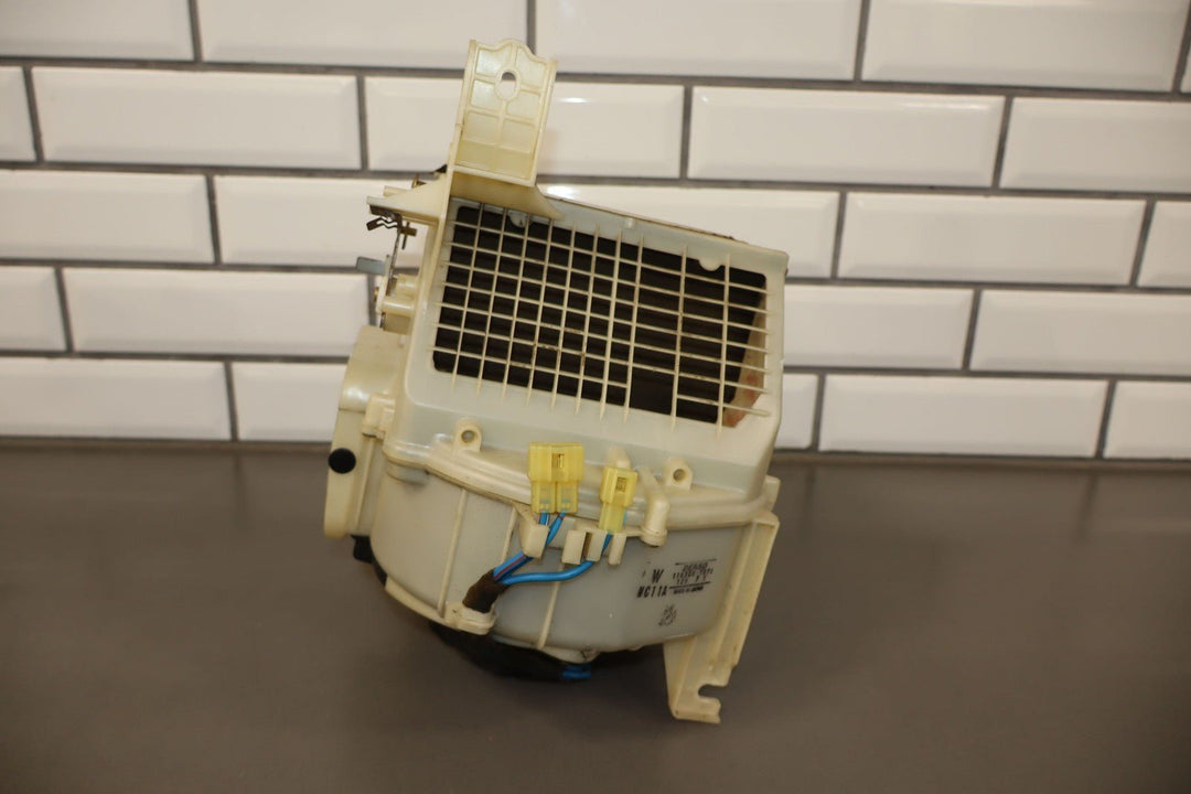 99 - 00 Mazda Miata NB HVAC Heater Housing W/ A/C Actuators & Blower Motor