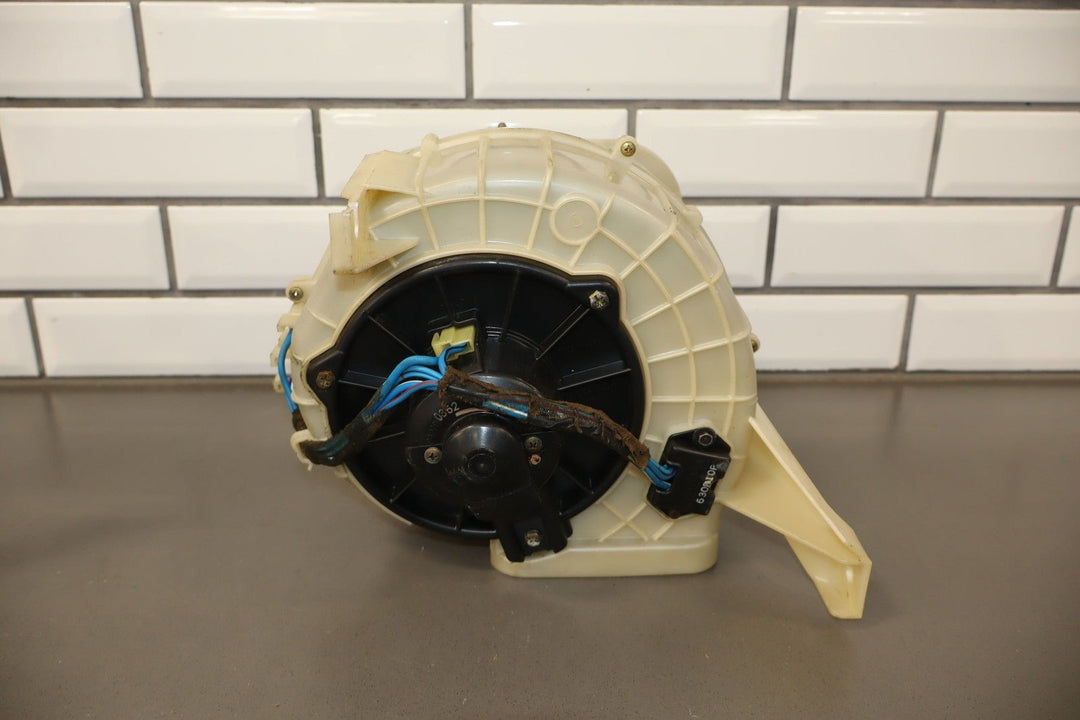 99 - 00 Mazda Miata NB HVAC Heater Housing W/ A/C Actuators & Blower Motor