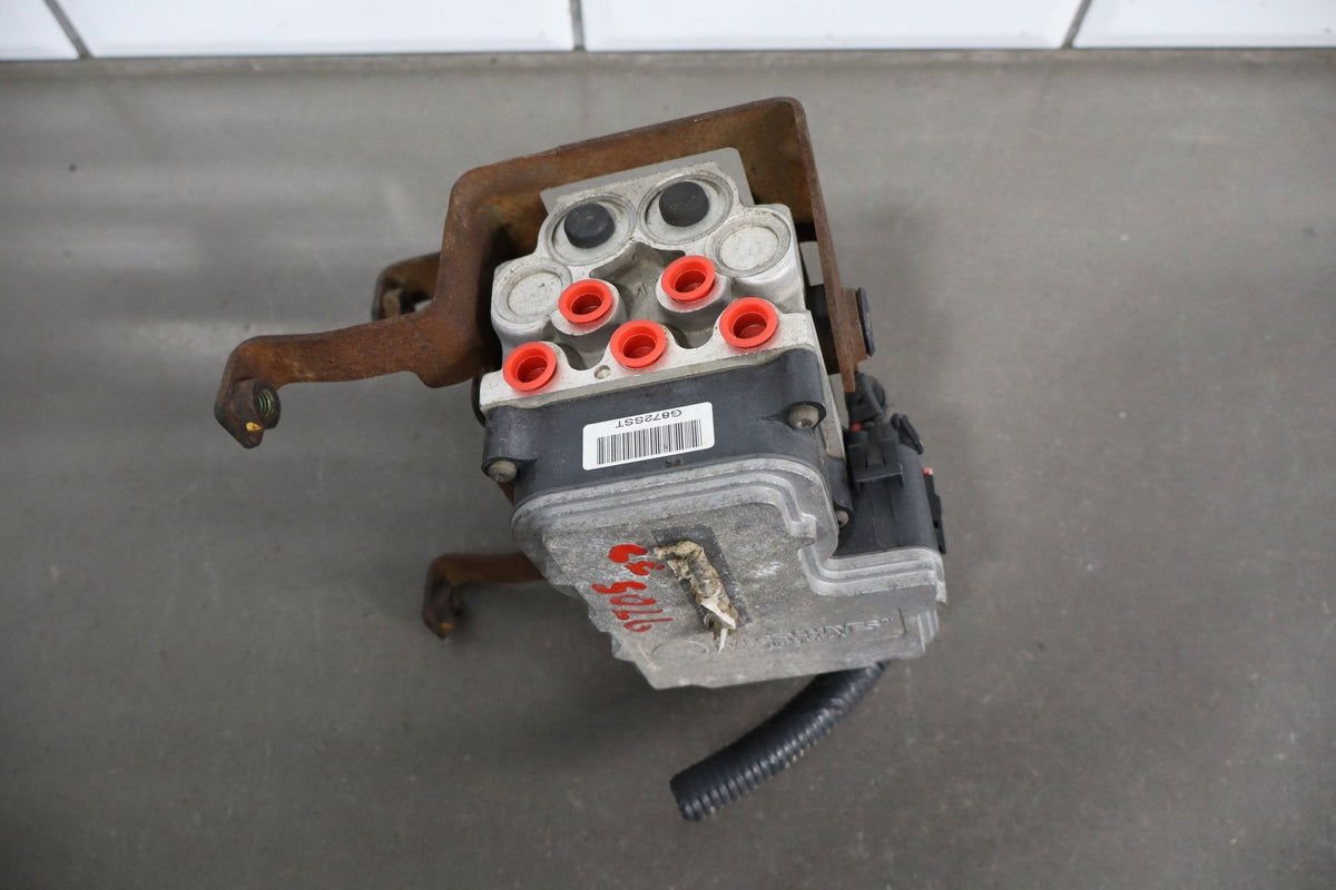 99-02 Chevrolet Silverado ABS Brake Pump Module Unit OEM