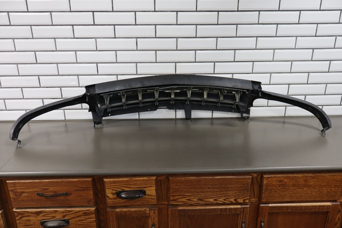 99-02 Chevrolet Silverado Grille OEM