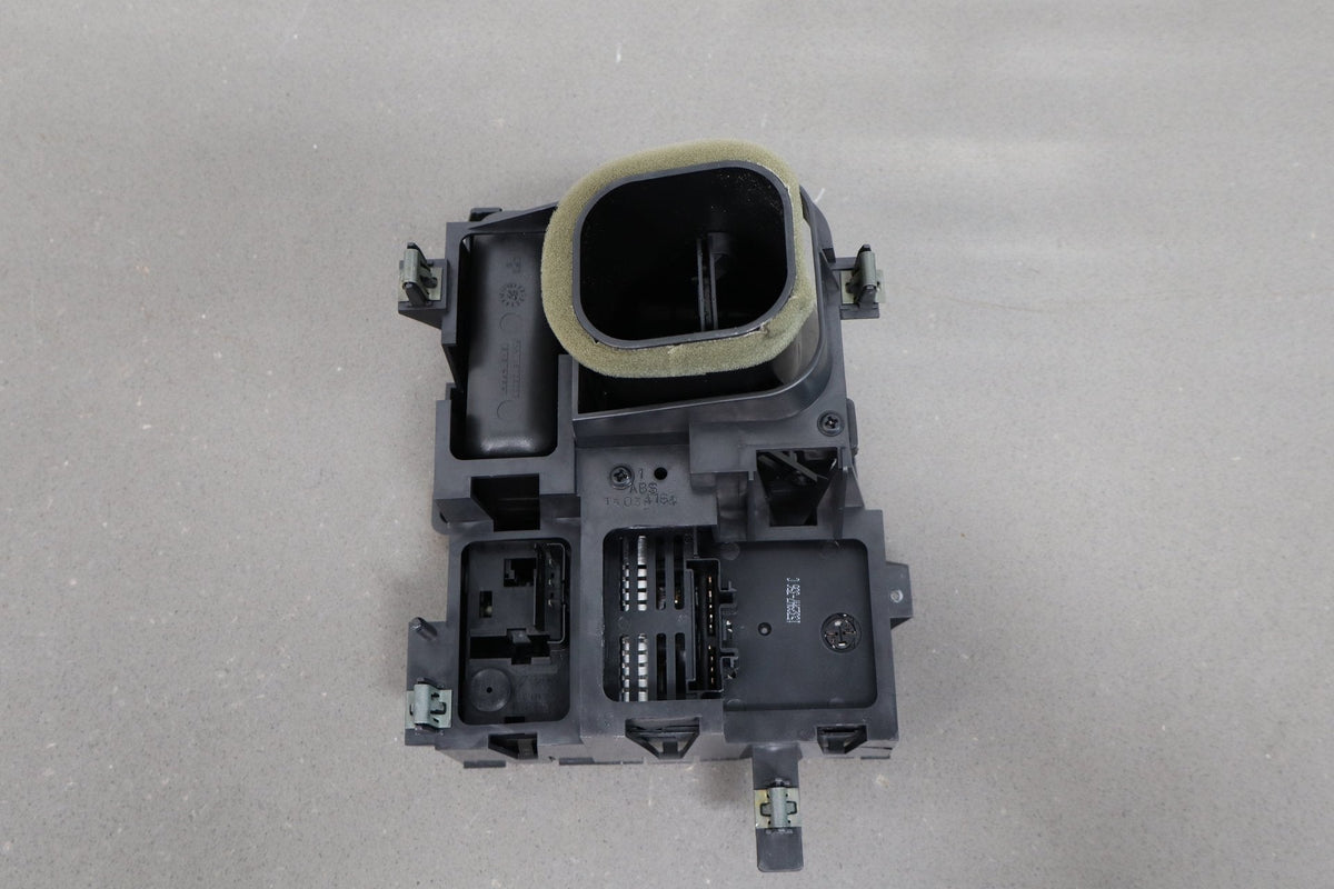 99-02 Chevrolet Silverado Headlight Switch With Dash Trim