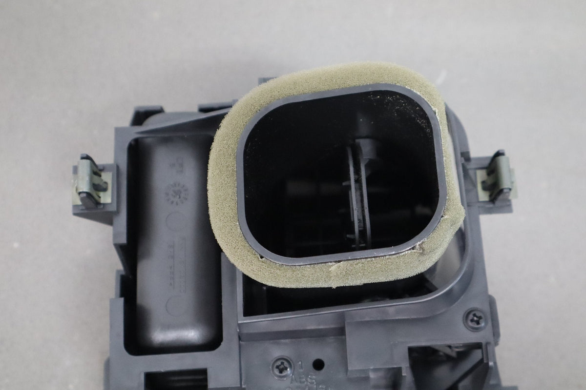 99-02 Chevrolet Silverado Headlight Switch With Dash Trim
