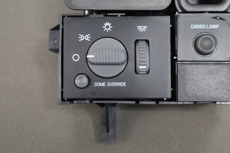 99-02 Chevrolet Silverado Headlight Switch With Dash Trim