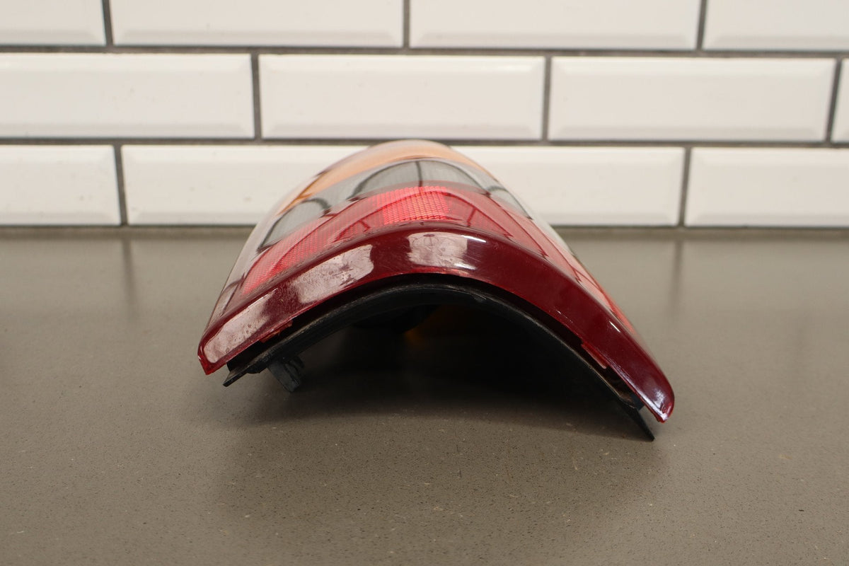 99-02 Chevrolet Silverado Right Tail Light OEM