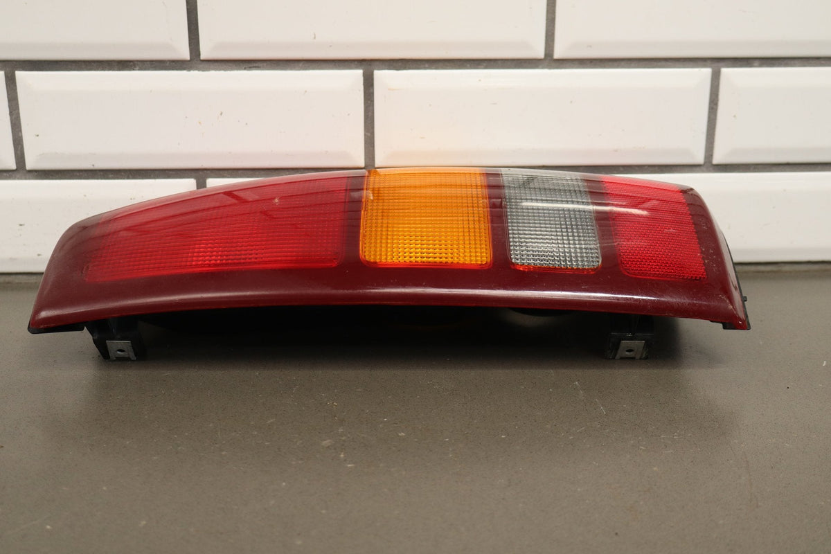 99-02 Chevrolet Silverado Right Tail Light OEM