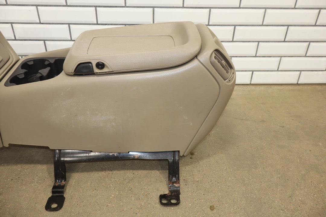 99 - 02 Chevrolet Silverado Sierra GMT800 Centre Console Neutral 522