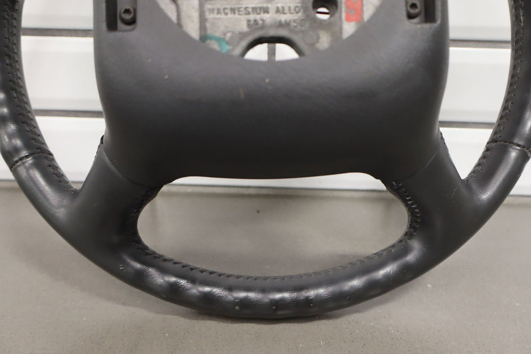 99 - 02 Chevy GMC GMT800 Leather Steering Wheel Assembly OEM