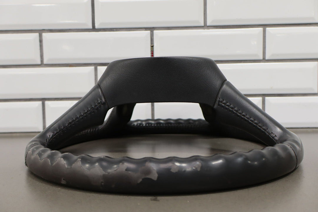99 - 02 Chevy GMC GMT800 Leather Steering Wheel Assembly OEM