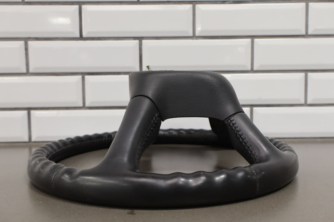 99 - 02 Chevy GMC GMT800 Leather Steering Wheel Assembly OEM