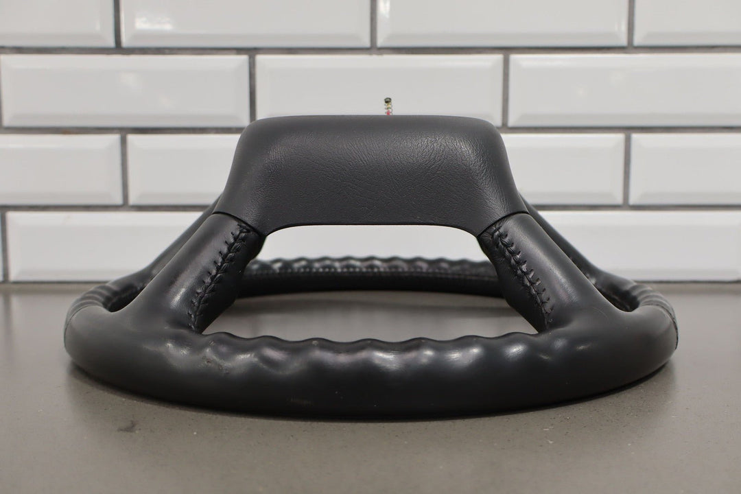 99 - 02 Chevy GMC GMT800 Leather Steering Wheel Assembly OEM