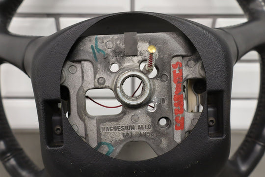 99 - 02 Chevy GMC GMT800 Leather Steering Wheel Assembly OEM