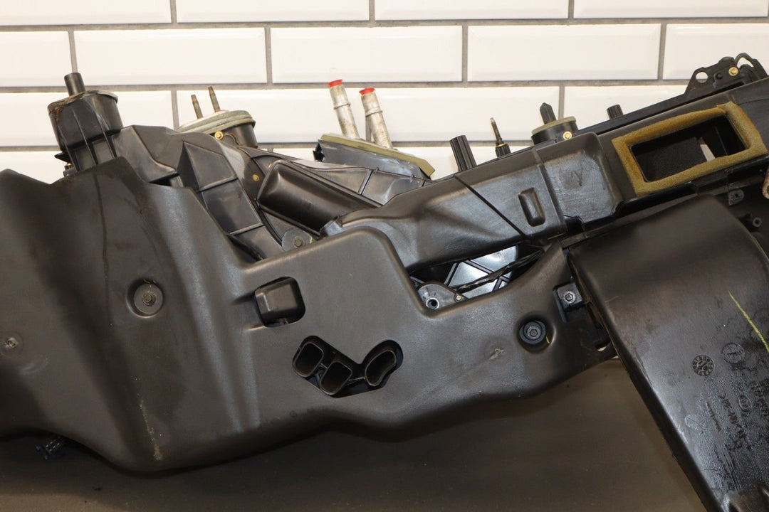 99 - 02 Chevy GMC GMT800 OEM Heater Housing with Evaporator / Heater Core / Doors