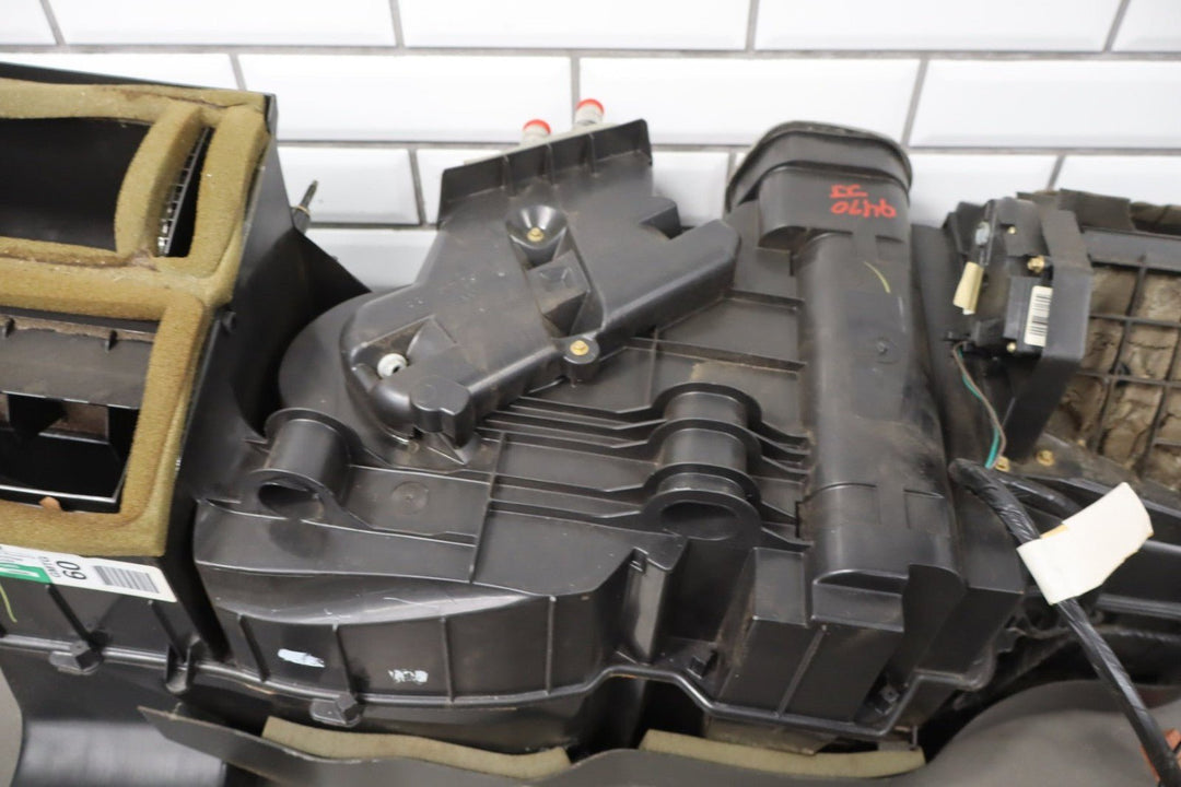 99 - 02 Chevy GMC GMT800 OEM Heater Housing with Evaporator / Heater Core / Doors