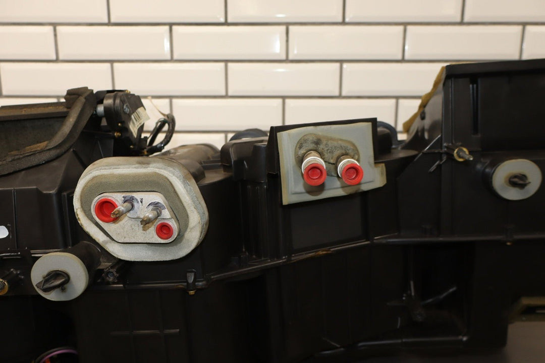 99 - 02 Chevy GMC GMT800 OEM Heater Housing with Evaporator / Heater Core / Doors