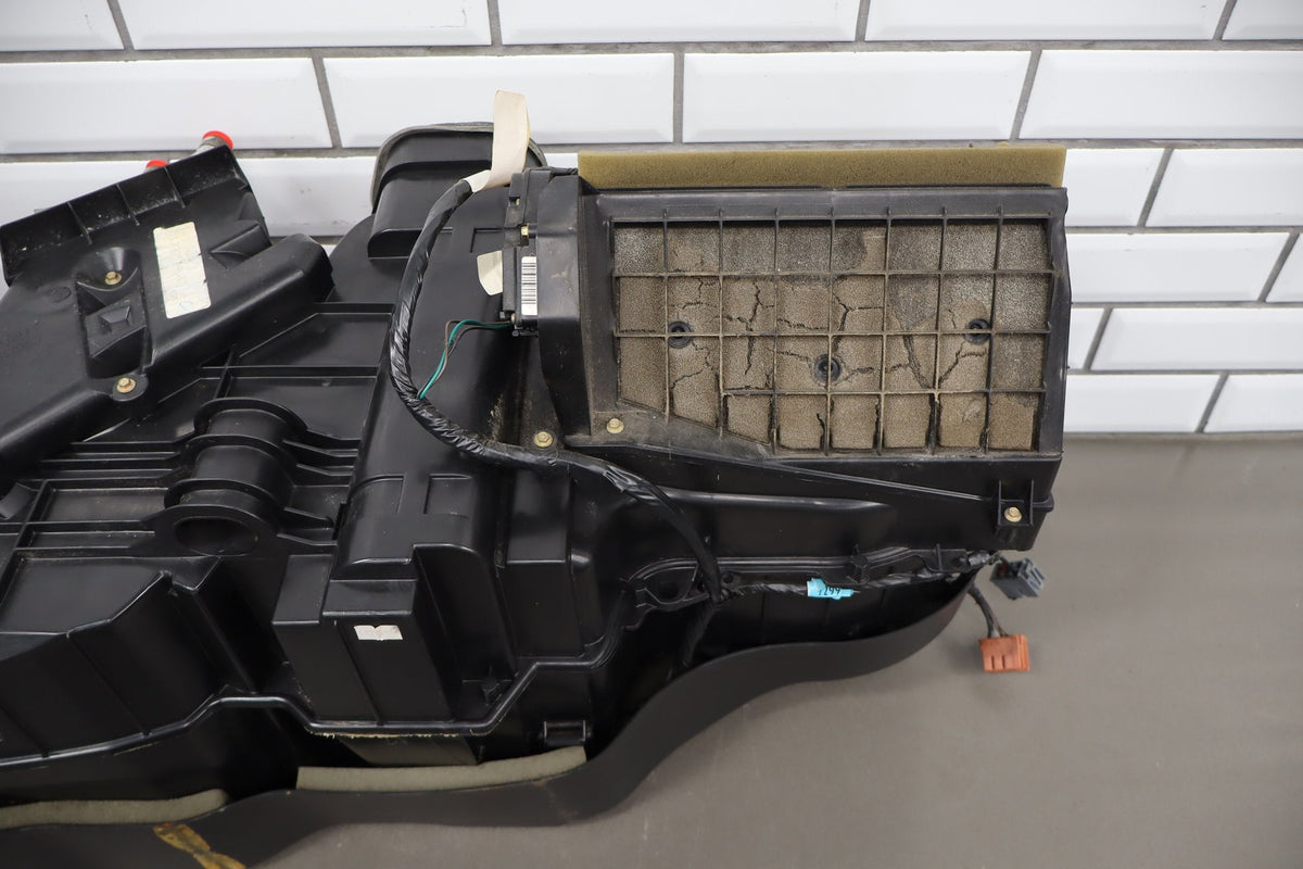 99-02 Chevy GMC GMT800 OEM Heater Housing with Evaporator/ Heater Core/ Doors