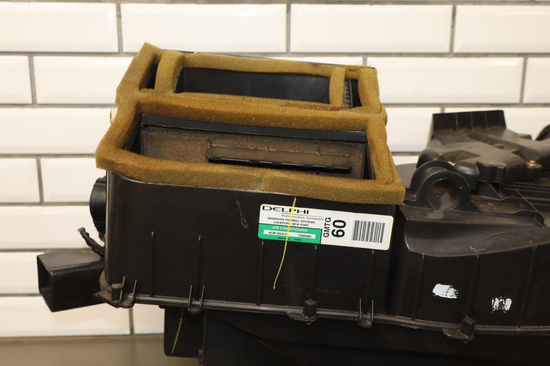 99 - 02 Chevy GMC GMT800 OEM Heater Housing with Evaporator / Heater Core / Doors