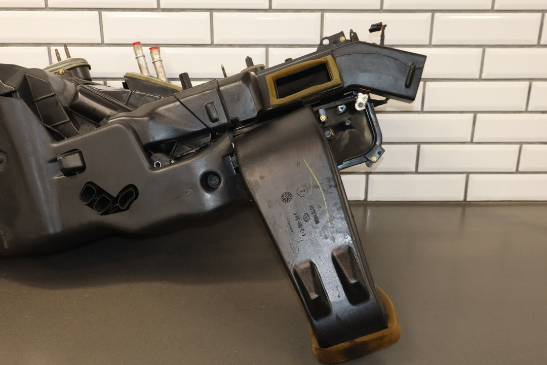 99 - 02 Chevy GMC GMT800 OEM Heater Housing with Evaporator / Heater Core / Doors