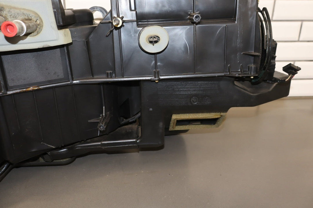 99 - 02 Chevy GMC GMT800 OEM Heater Housing with Evaporator / Heater Core / Doors