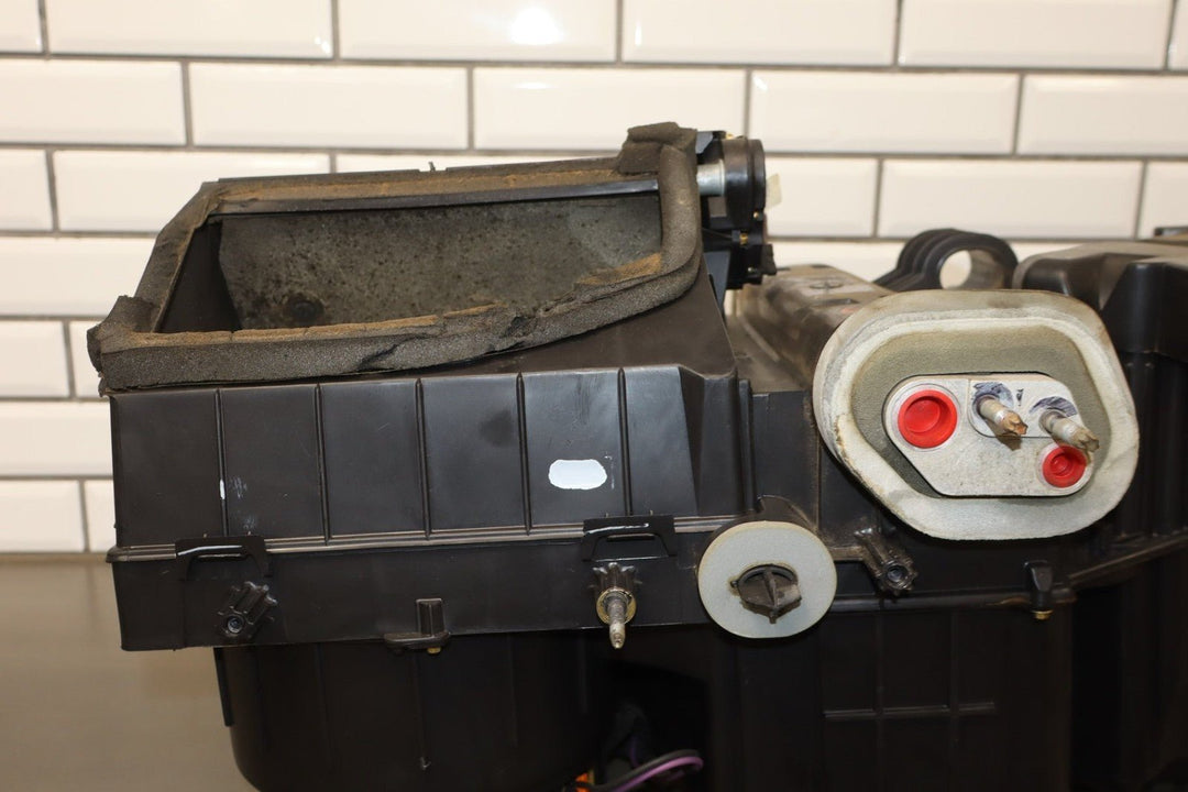 99 - 02 Chevy GMC GMT800 OEM Heater Housing with Evaporator / Heater Core / Doors