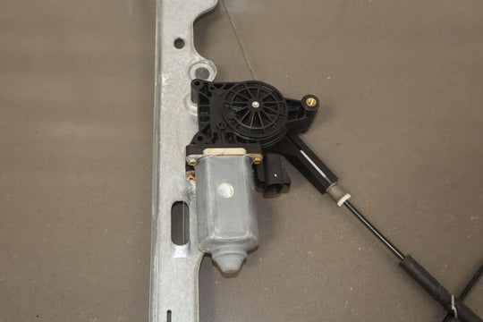 99 - 02 Chevy GMC GMT800 Passenger Right Front Power Window Regulator/Motor