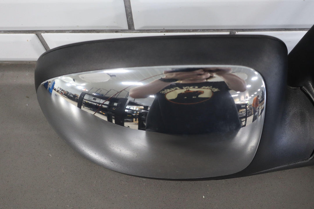 99 - 02 Chevy GMC Silverado Sierra 2500HD Right RH Power Chrome Door Mirror
