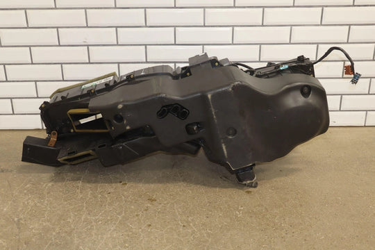 99 - 02 Chevy GMC Truck SUV GMT800 Heater Housing Good Actuators / Doors OEM