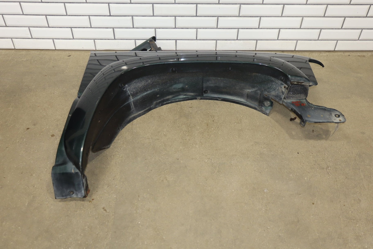 99-02 Chevy Silverado 99-06 Suburban Tahoe Right RH Fender Forest Green 47