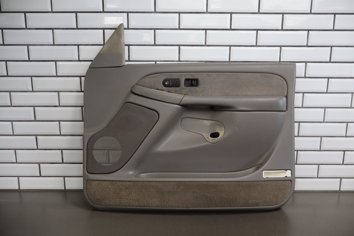 99-02 Chevy Silverado Right Front Door Panel Medium Gray 922