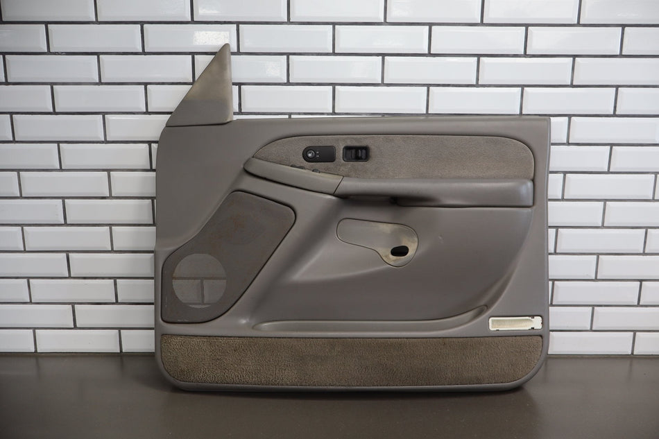 99-02 Chevy Silverado Right Front Door Panel Medium Gray 922