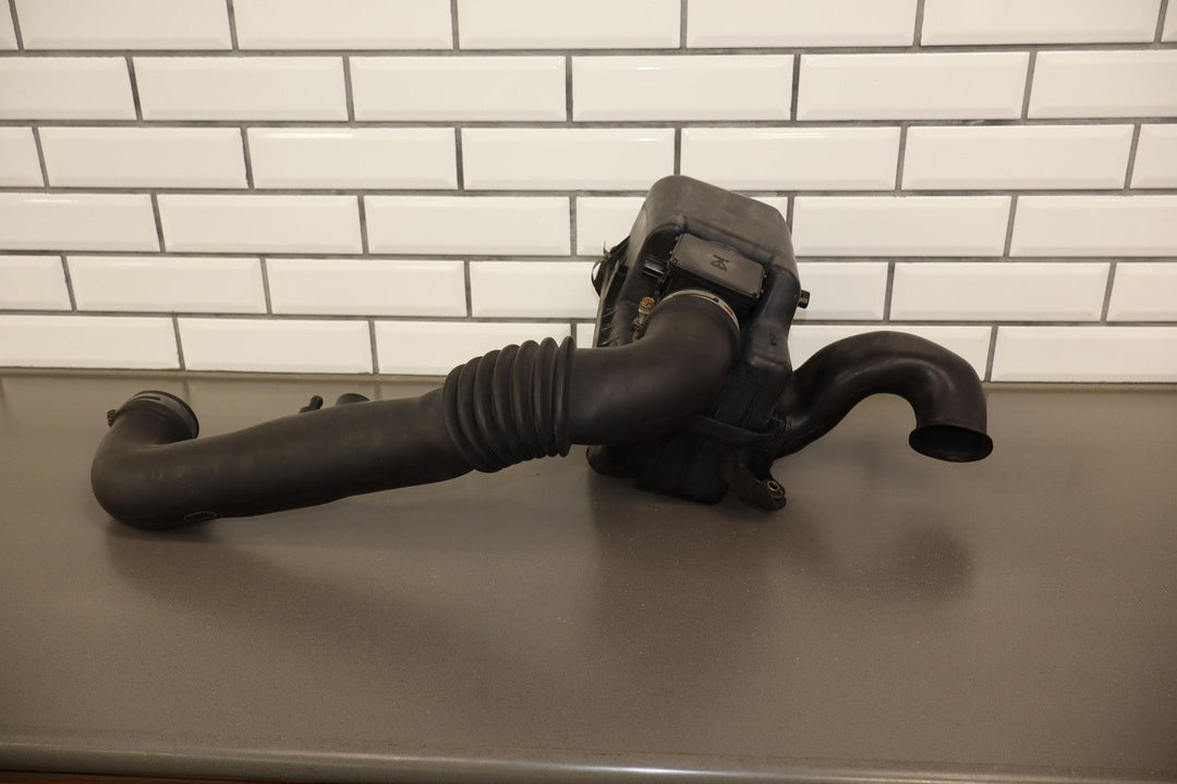 99 - 02 Mazda Miata NB 1.8L OEM Air Box Cleaner W/ Intake Tube/Lid/MAF