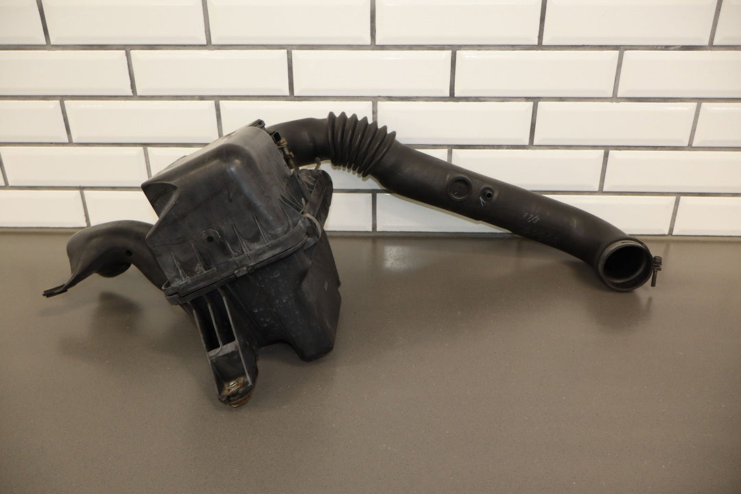 99 - 02 Mazda Miata NB 1.8L OEM Air Box Cleaner W/ Intake Tube/Lid/MAF