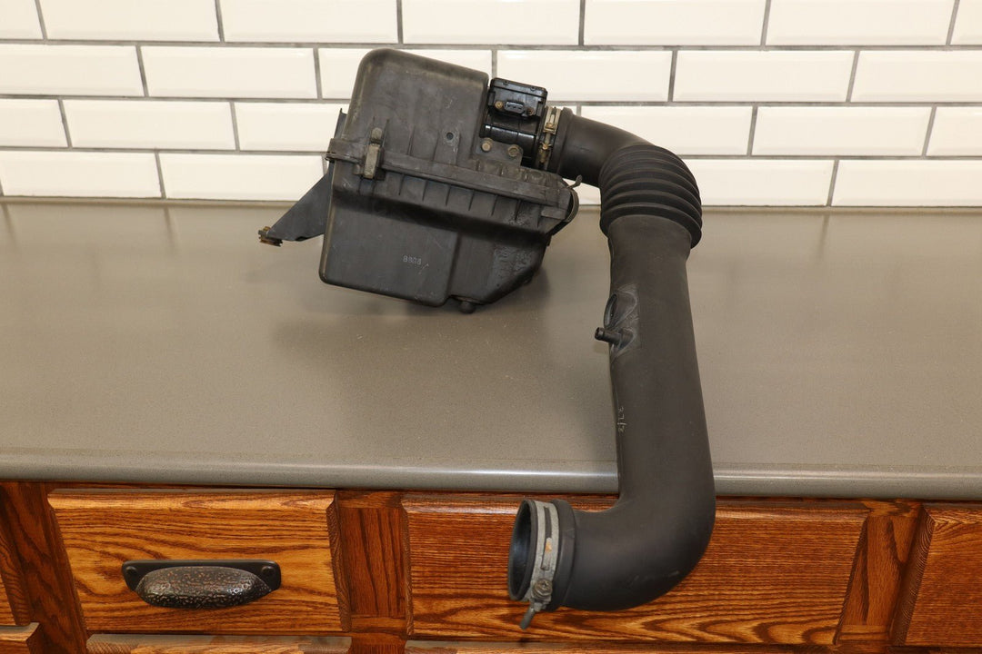 99 - 02 Mazda Miata NB 1.8L OEM Air Box Cleaner W/ Intake Tube/Lid/MAF