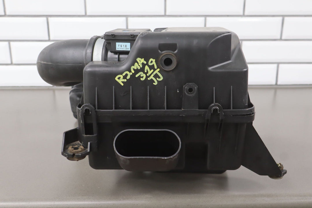 99 - 02 Mazda Miata NB 1.8L OEM Air Box Cleaner W/ Intake Tube/Snorkel/Lid/MAF