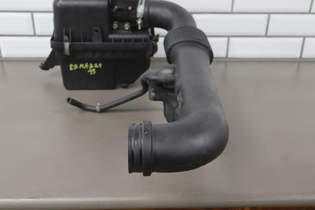 99 - 02 Mazda Miata NB 1.8L OEM Air Box Cleaner W/ Intake Tube/Snorkel/Lid/MAF